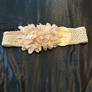 Elegant Cream Floral Belt